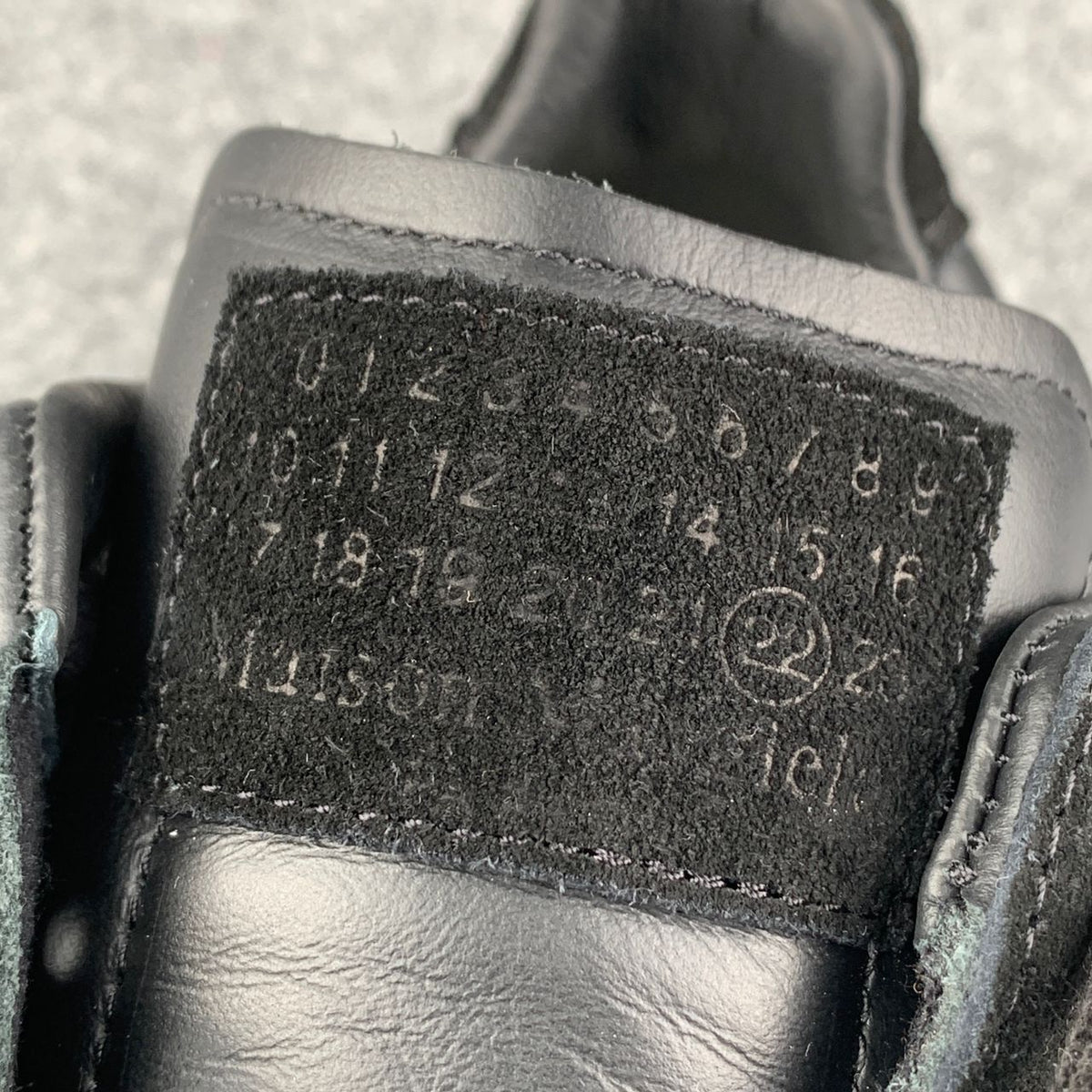Maison Margiela Replica 'Black'