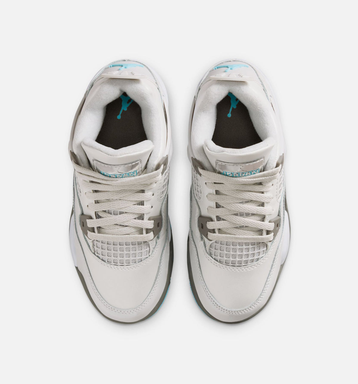 Air Jordan 4 Retro Blue Chill | Preschool Lifestyle Shoe | Photon Dust/Blue Chill/Flat Pewter/White/Blue Tint