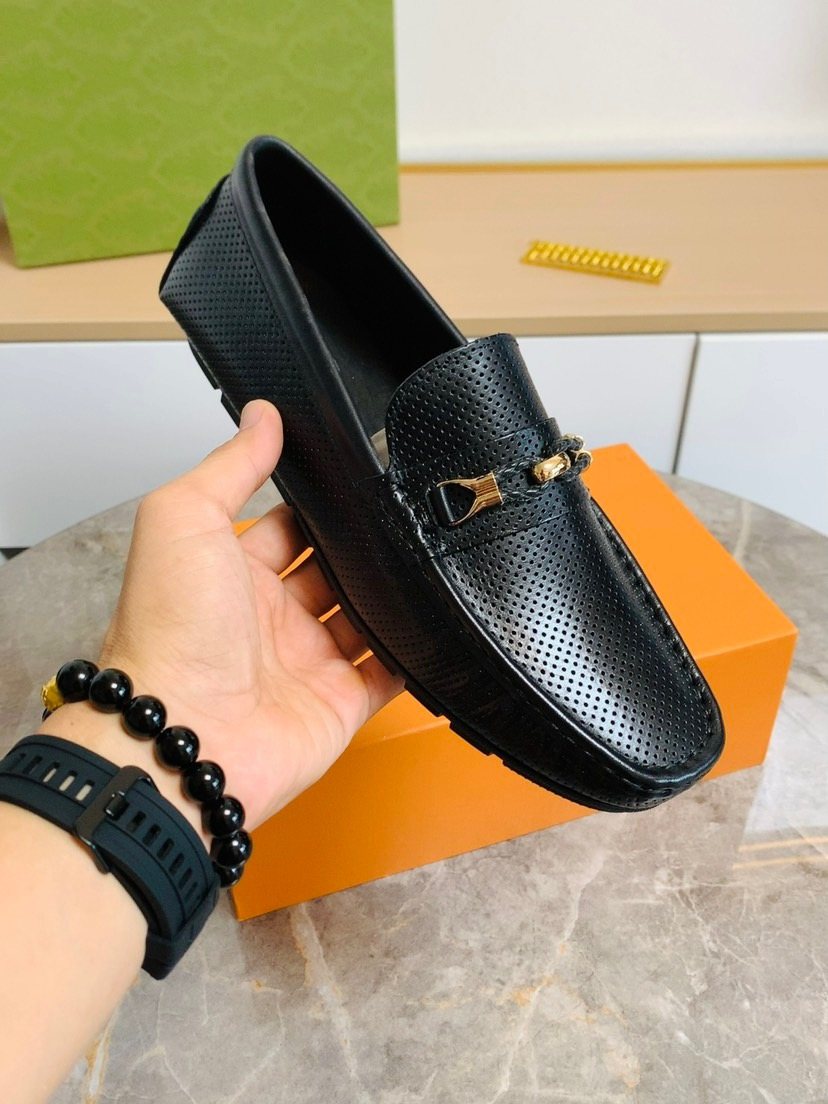 Men's Black Textured Loafers with Gold-Tone Hardware